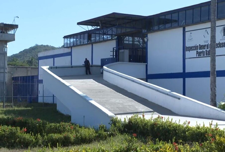 Indagan acusaciones de personal penitenciario