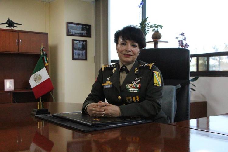 Olga Lidia Juárez Patiño, primera médica militar en alcanzar el grado de general de brigada en el Ejército