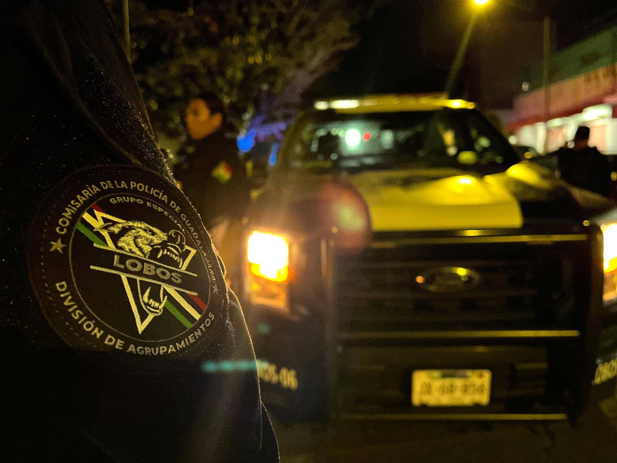 Detienen a escolta portando un fusil