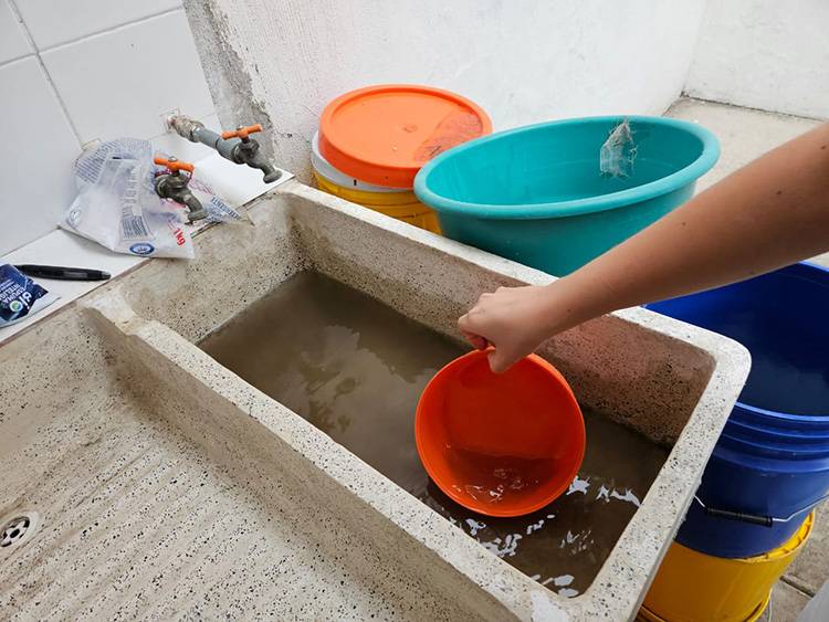 Expertos ven opacidad en los proyectos de reestructuración del Siapa