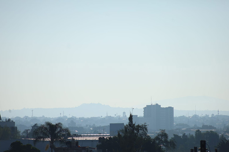 AMG concluye 2025 con solo 97 días con buena calidad del aire
