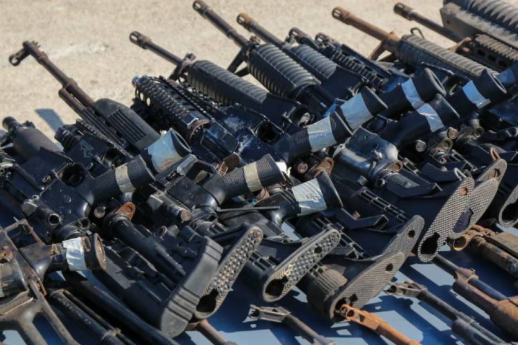 Sedena detecta 11 rutas de tráfico de armas desde Estados Unidos hacia México