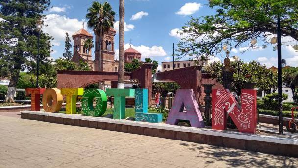 FGR investiga aseguramiento de tomas clandestinas y más de 8 mil litros de huachicol