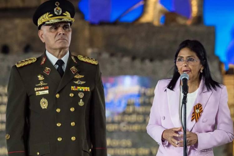 Delcy Rodríguez destituye a Vladimir Padrino como ministro de Defensa en Venezuela