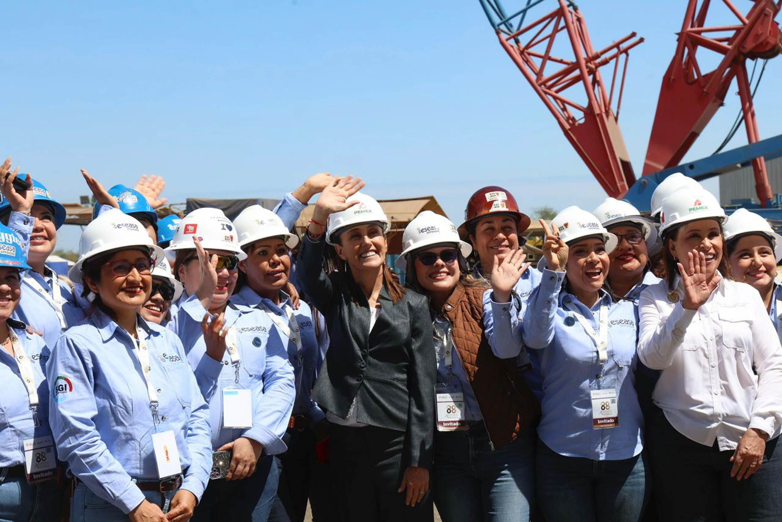 Sheinbaum plantea aumentar producción de gas natural para reducir dependencia externa