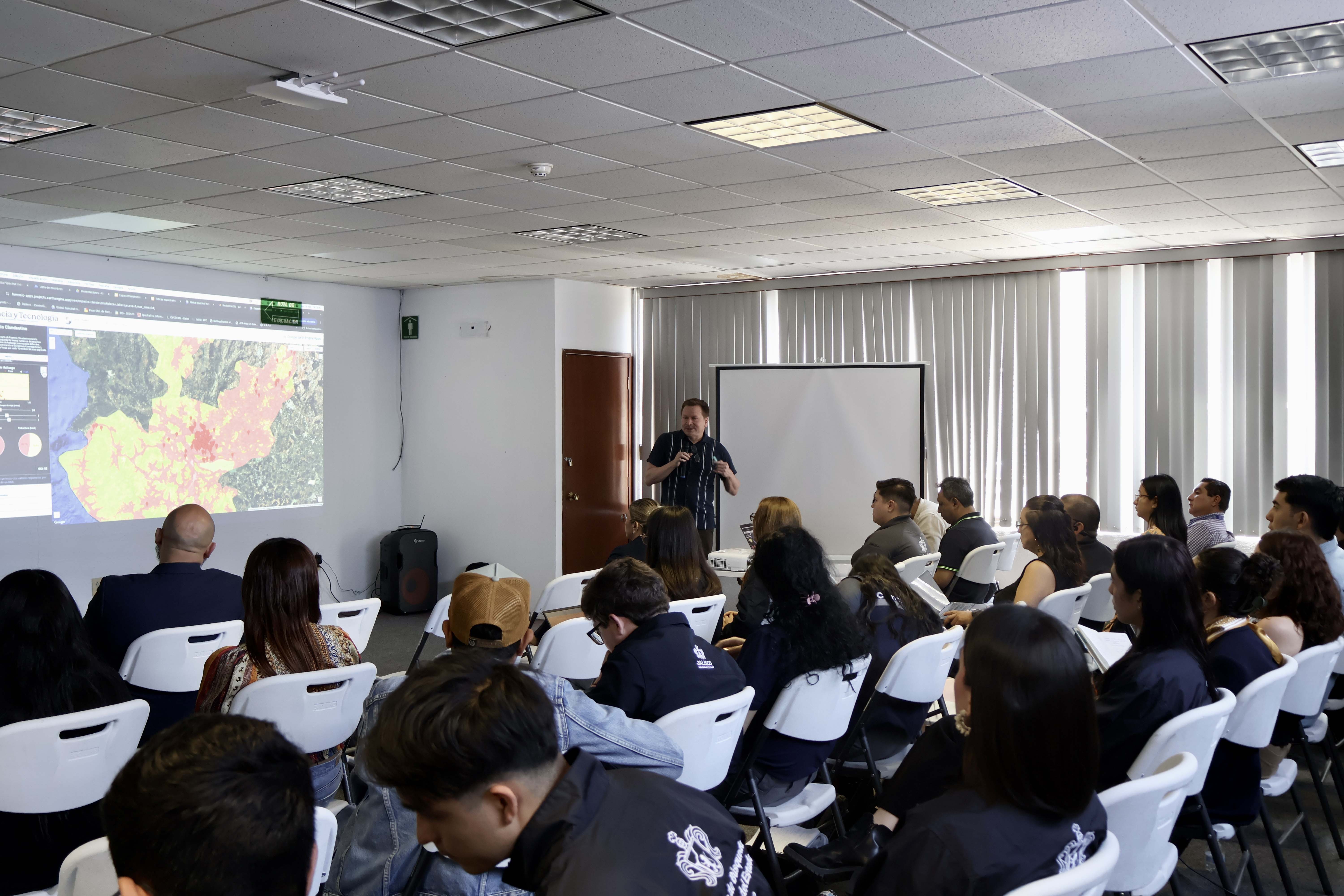 Cobupej capacita en tecnologías para búsqueda
