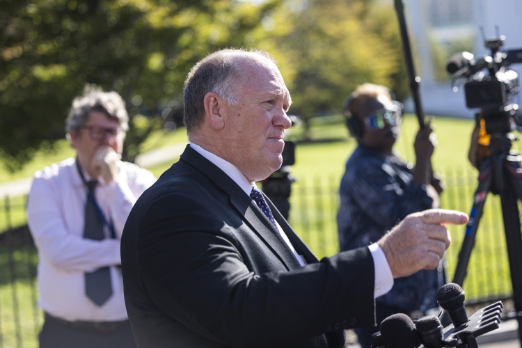 Estados Unidos desplegará mañana a ICE en los aeropuertos