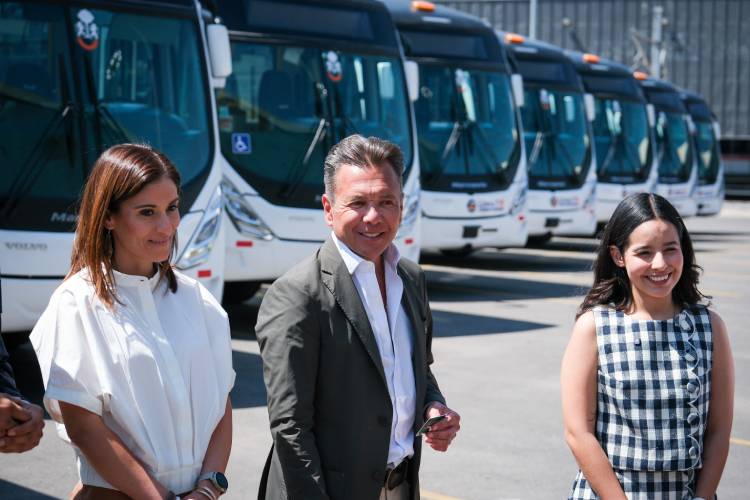 Gobierno de Jalisco fija tarifa del transporte público en 11 pesos y descarta aumento