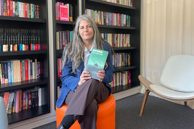 Almada pone el ojo en la crisis de Argentina