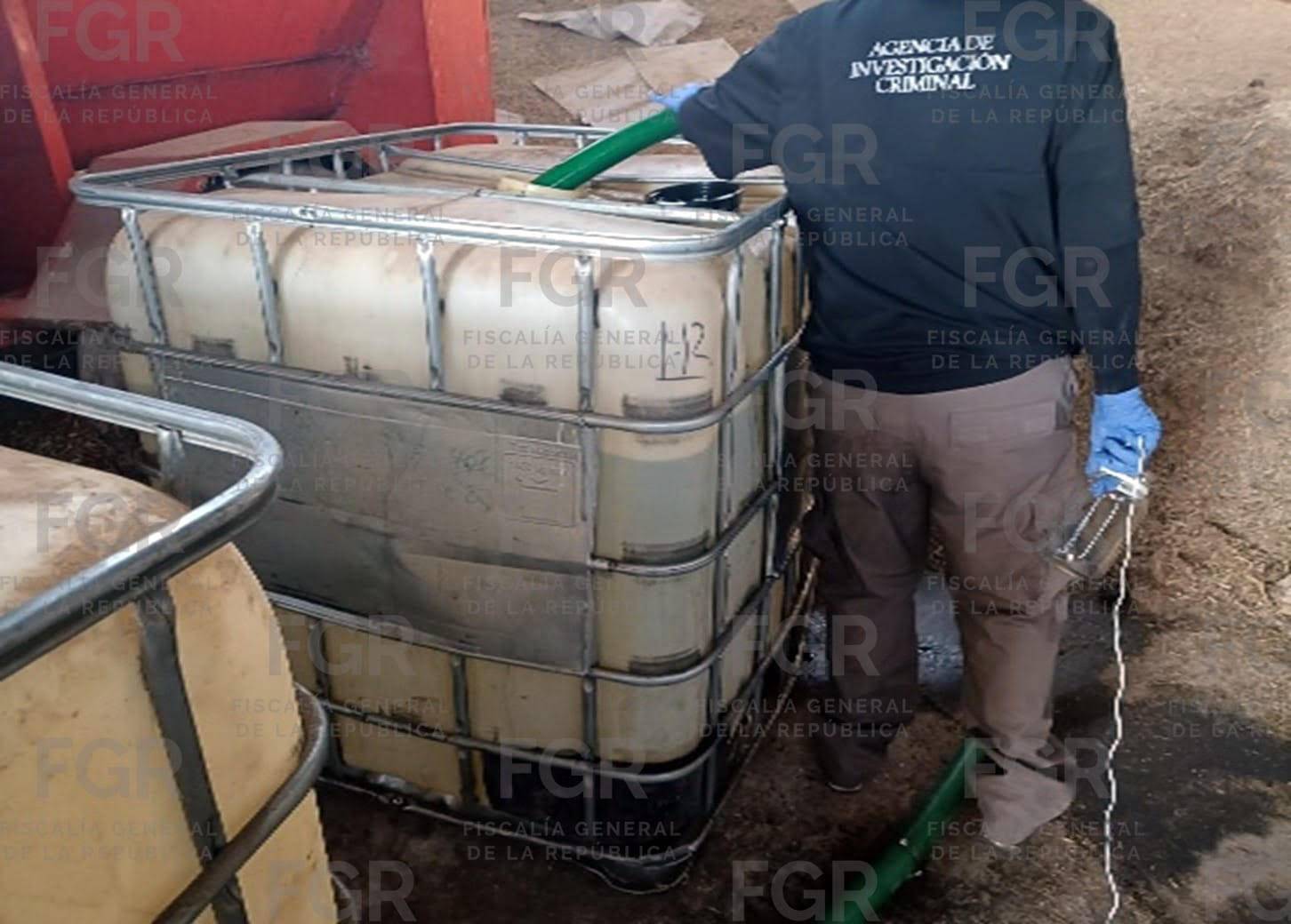 Aseguran gasolina robada y cinco tomas clandestinas