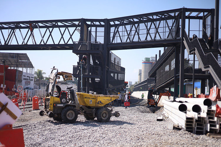 Pendiente, conexión entre L4 y el Macro