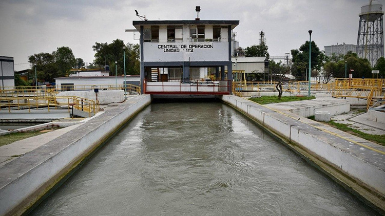 Siapa va por limpieza emergente de tanques 