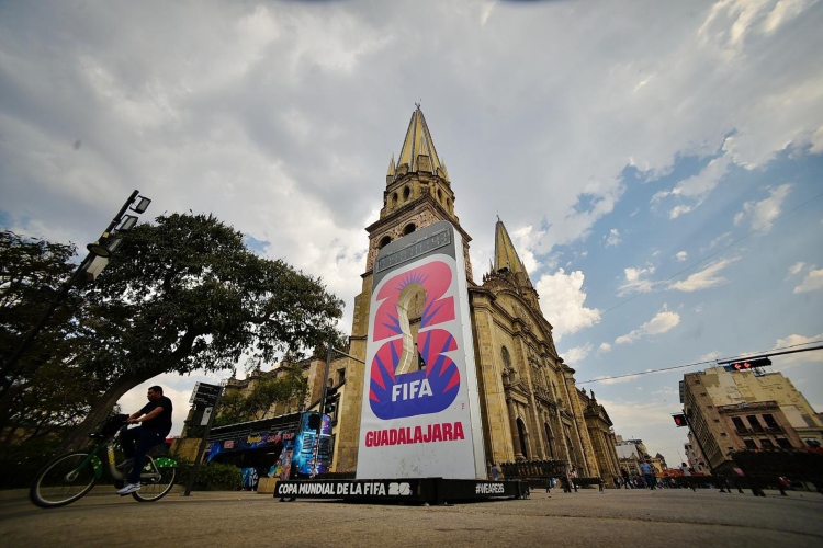 Planean reducir horarios laborales durante el Mundial