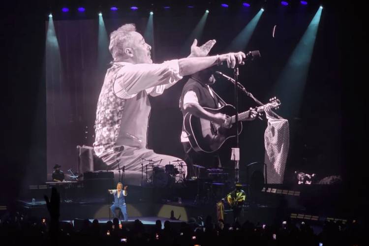 Love of Lesbian firma su última cita en Guadalajara