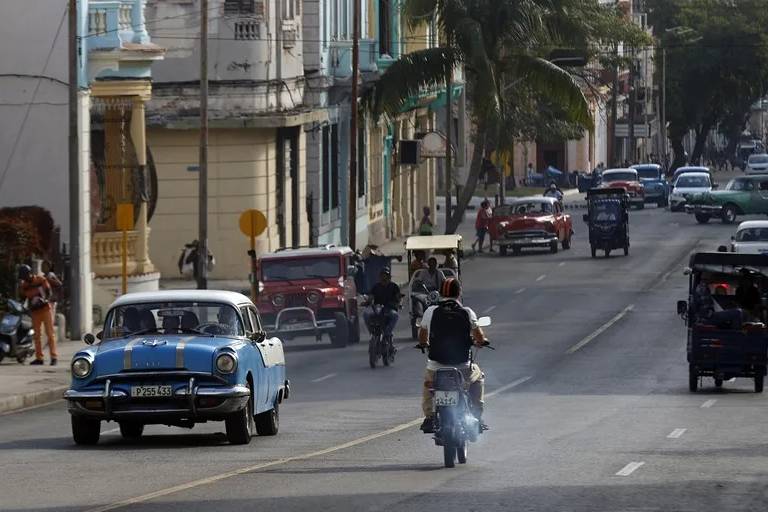 Sheinbaum dona 20 mil pesos a Cuba tras llamado de AMLO