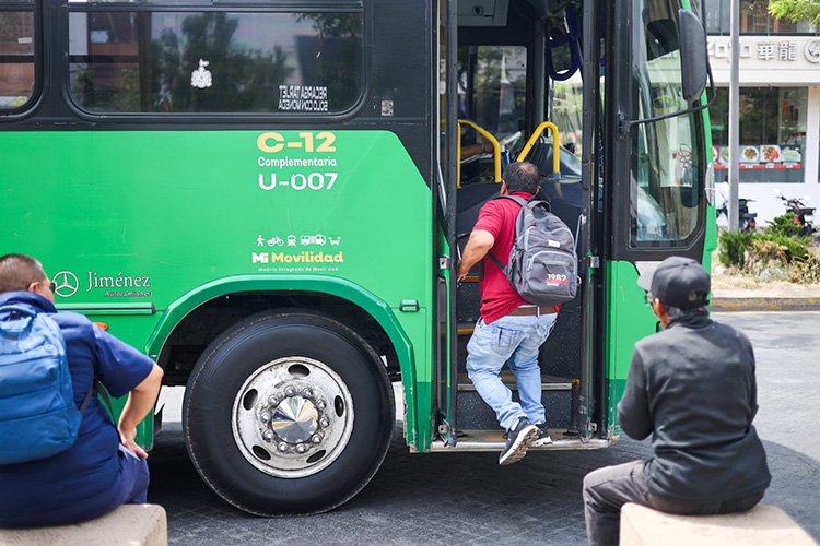 Arranca tarifa de 11 pesos en transporte