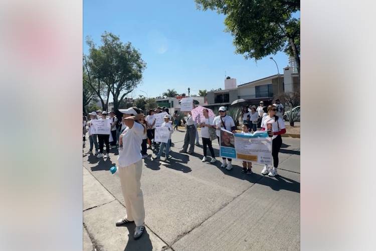 Marchan para exigir localización de Joel, chofer de plataforma