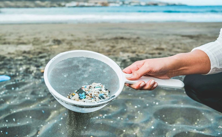 Inician investigación para eliminar microplásticos de cuerpo humano