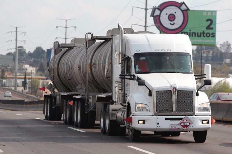 Sube México subsidios a combustibles; diésel el de mayor porcentaje