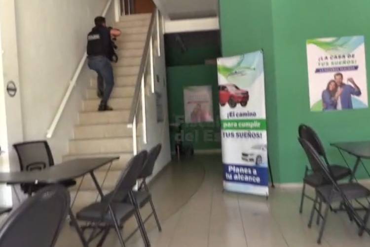 Investigan a Grupo CAEX por esquema de fraude en venta de autos