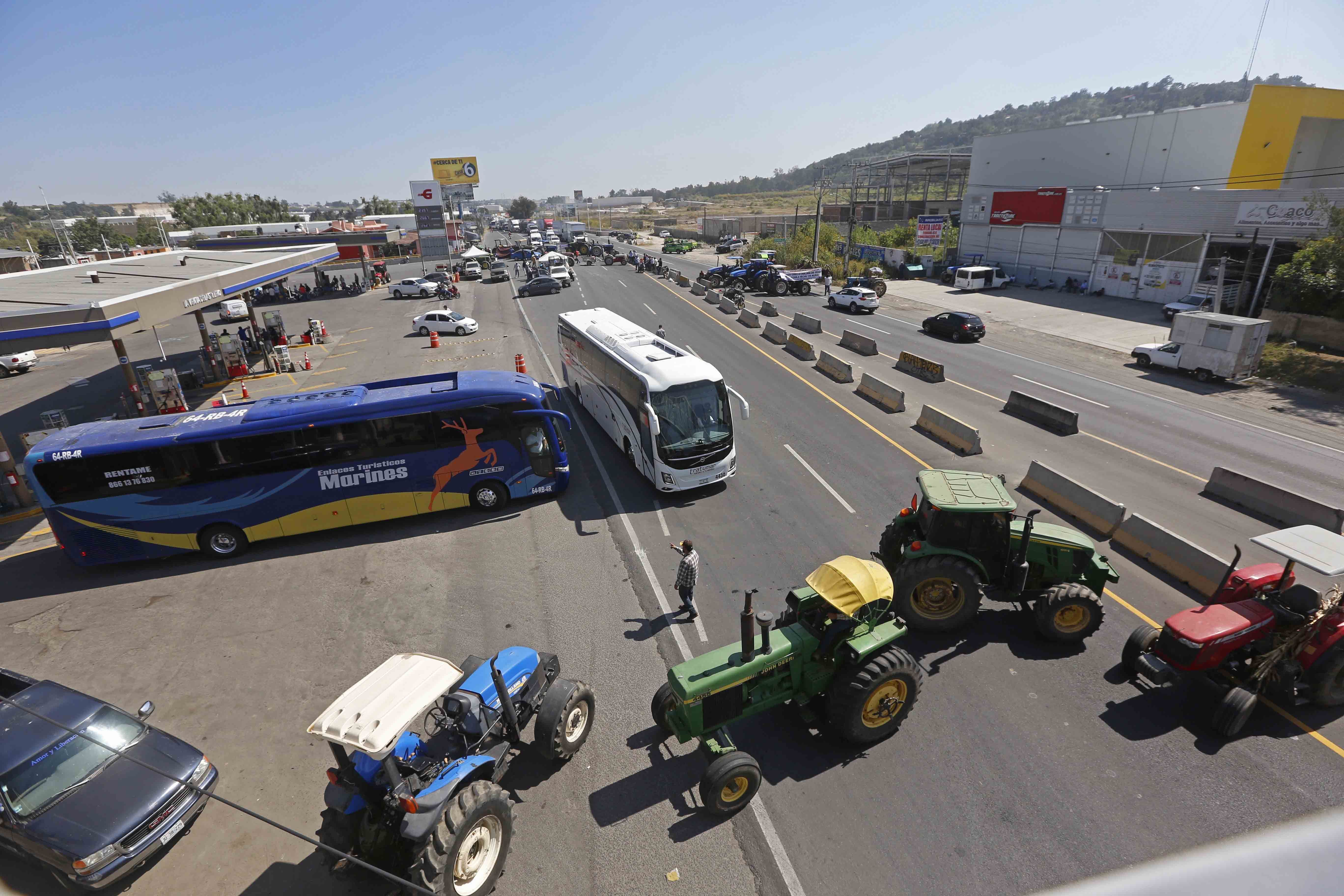 Transportistas anuncian bloqueos indefinidos por inseguridad