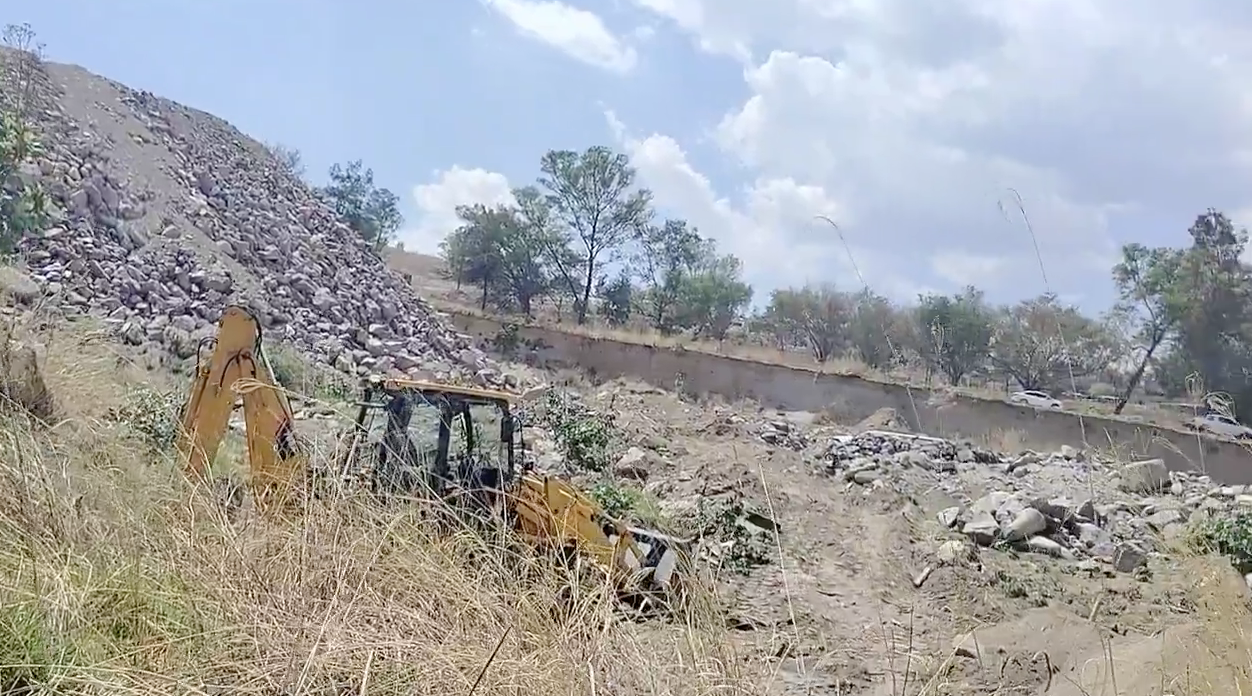 Buscan más restos en fosa clandestina de Tlajomulco