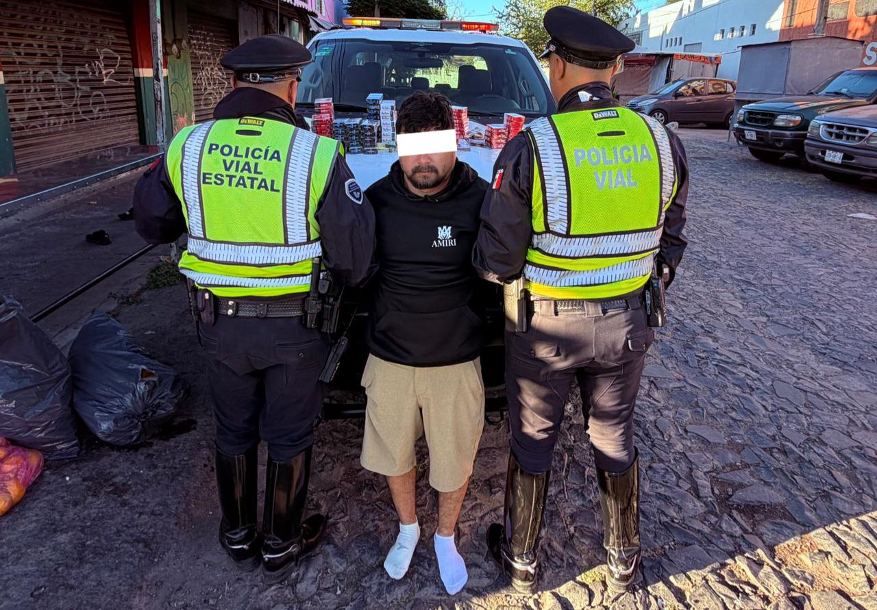 Detienen a sujeto por asalto, llevaba 45 mil pesos en billetes falsos