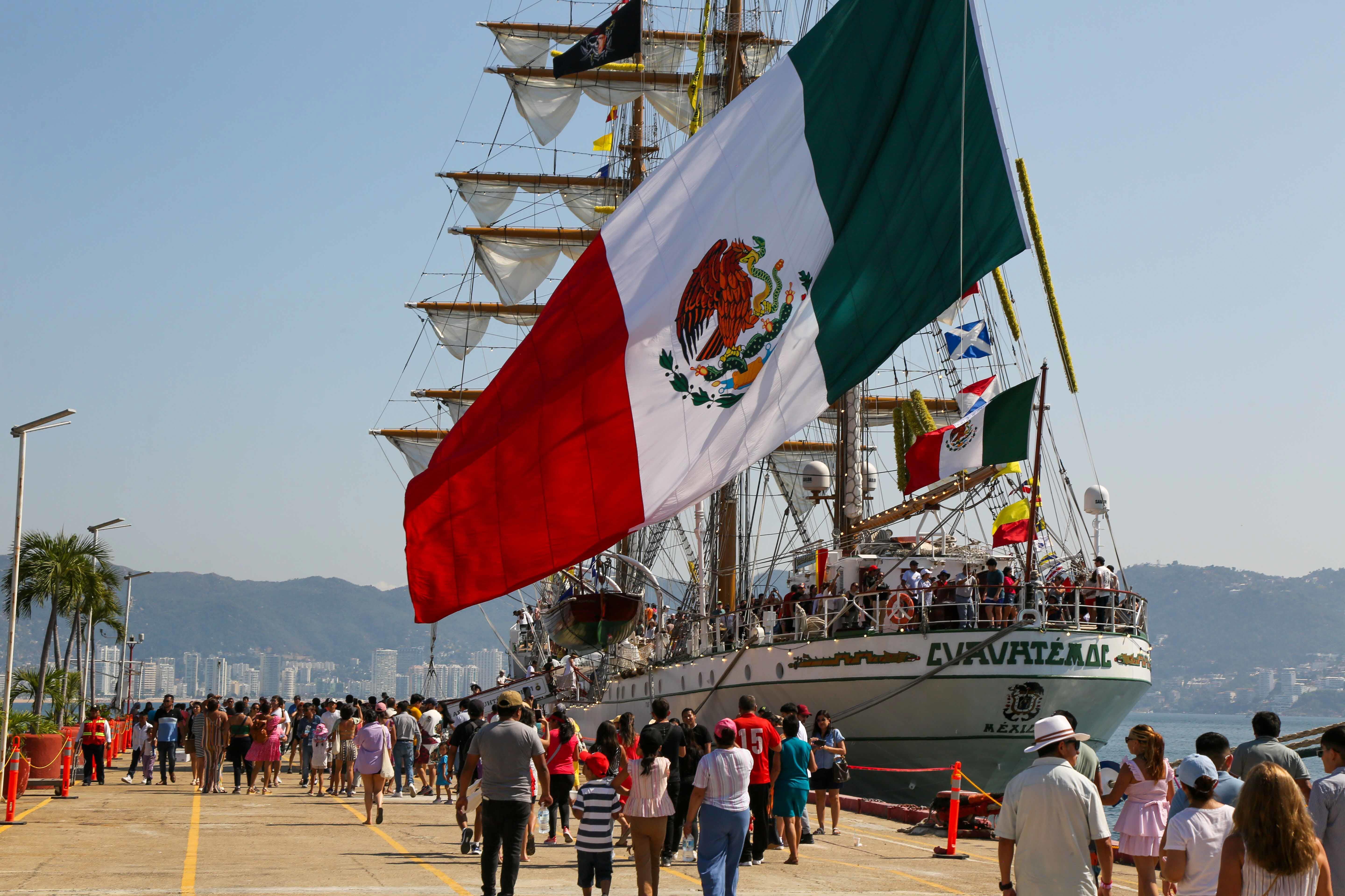 Senado avala salida del Buque Cuauhtémoc tras accidente en Nueva York