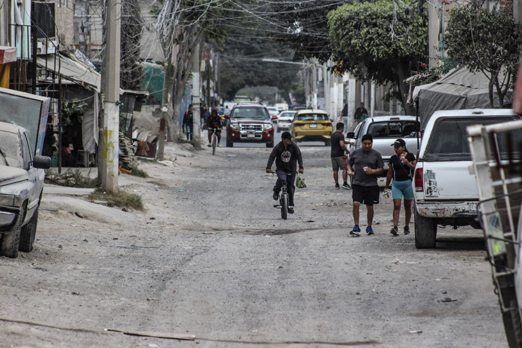 GDL crece  dispersa y de  forma desigual