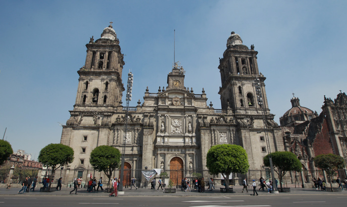 La Iglesia católica mexicana critica iniciativa de ley para redefinir la