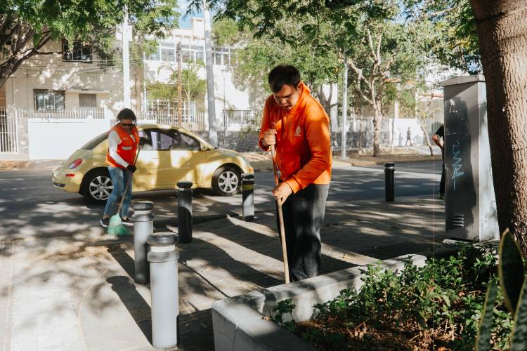 Recolectan cuatro toneladas de residuos en López Cotilla