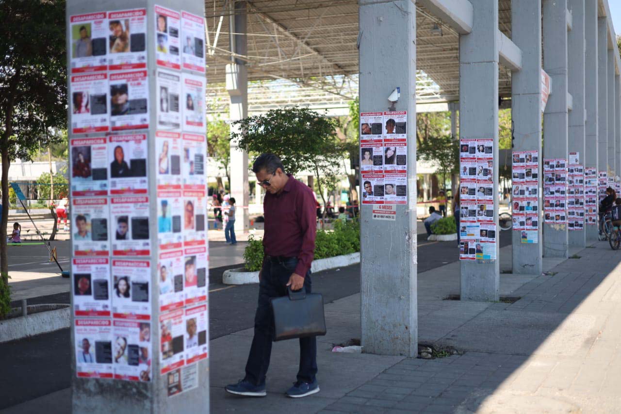 Colocan 1,500 cédulas de desaparecidos 