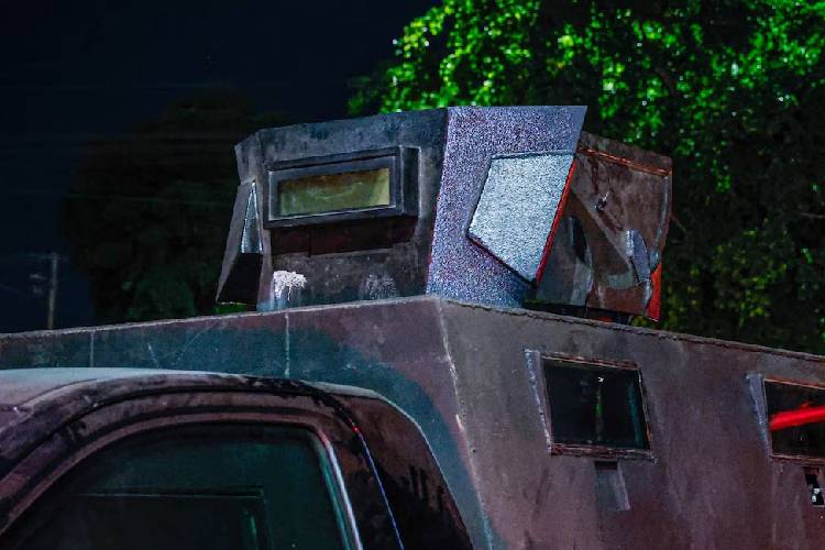 FGR destruye 18 vehículos ‘monstruos’, de blindaje artesanal