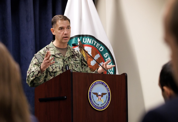 Estados Unidos empezará a bloquear el tráfico marítimo en los puertos iraníes este lunes