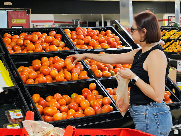Líneas de pobreza extrema, casi al doble que la inflación