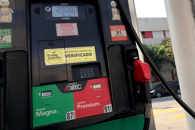 Subsidio a gasolinas presiona finanzas públicas de México