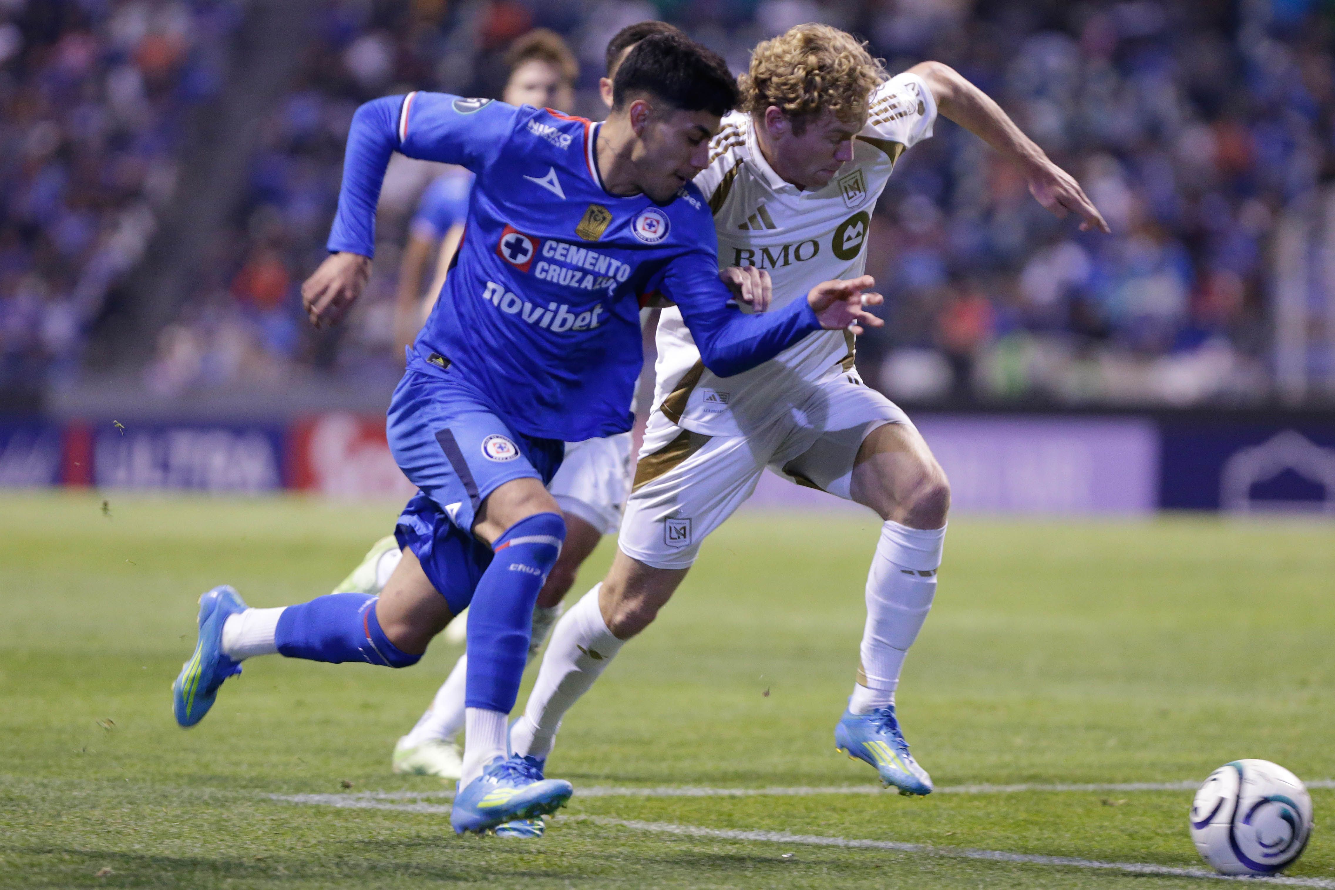 Los Angeles empata con Cruz Azul y pasa a semifinales