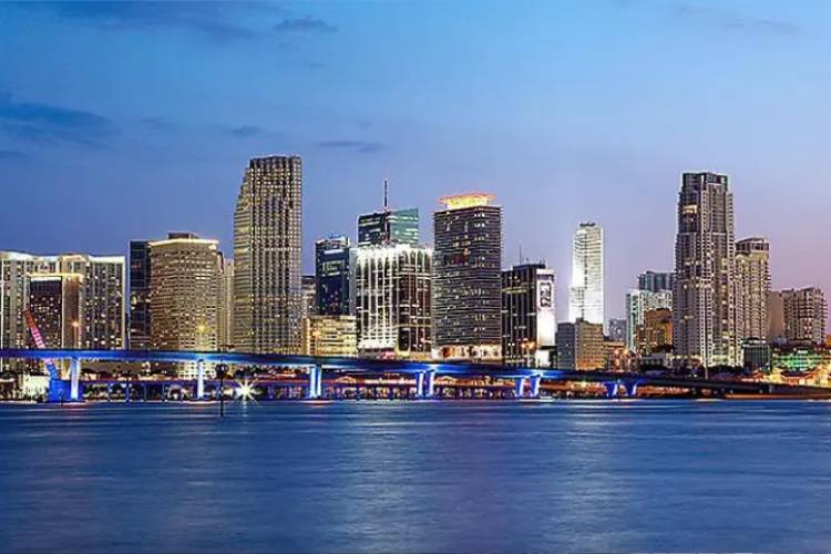 Plataforma de inversión inmobiliaria en EU expande operaciones en Guadalajara