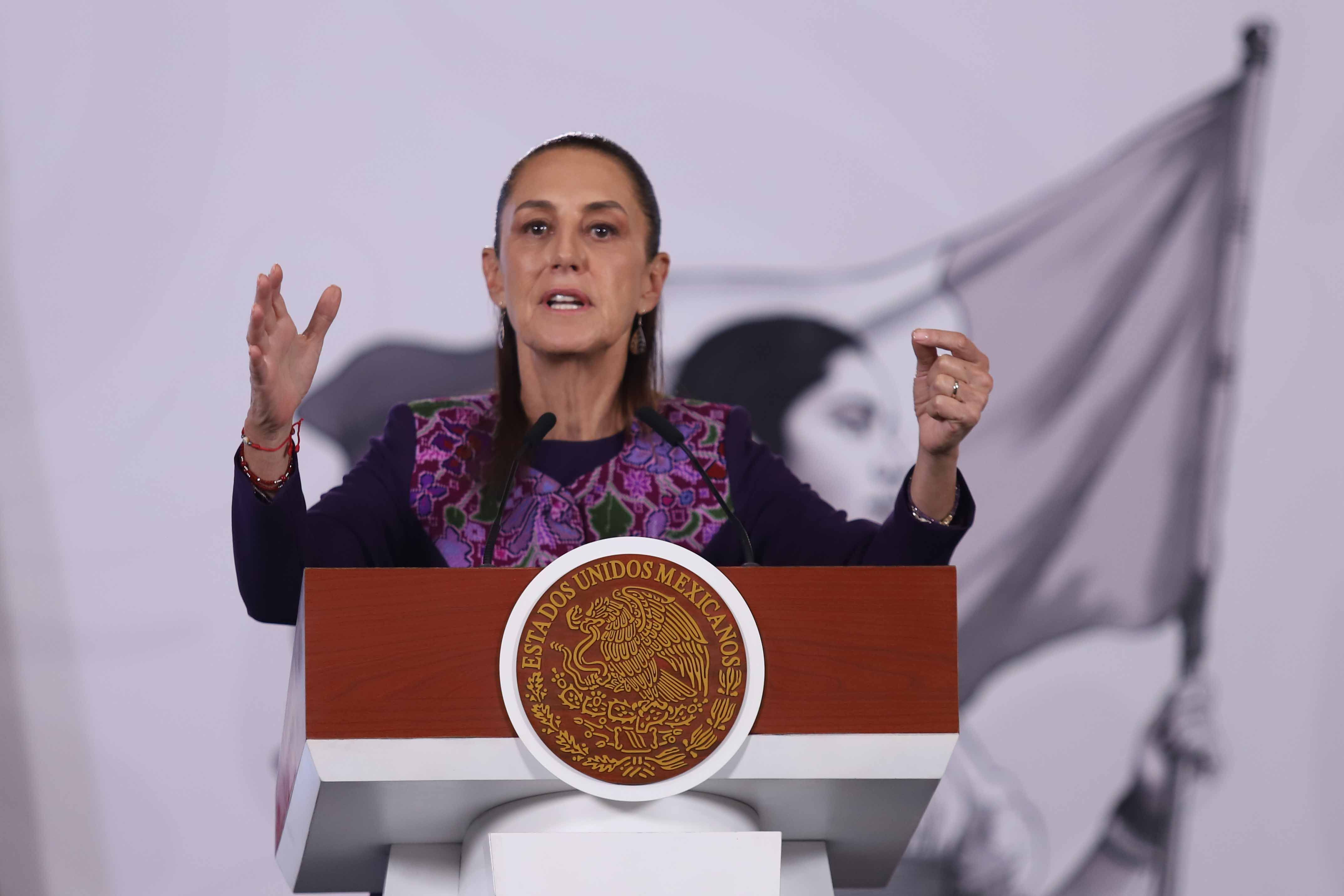 Sheinbaum pide renuncia de funcionarios que aspiren a candidaturas en 2027