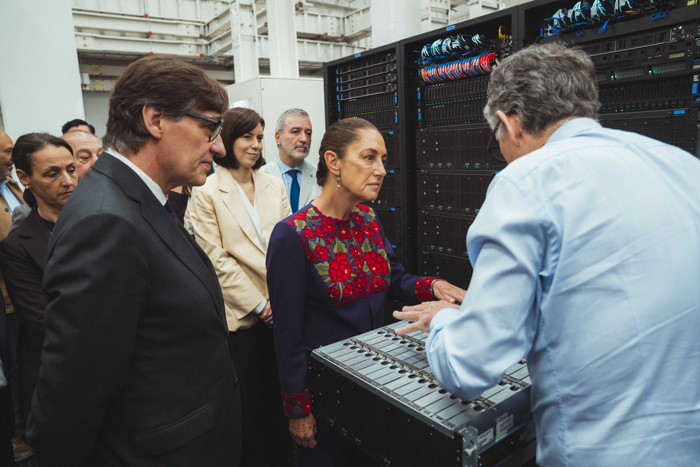 Sheinbaum visita el Barcelona Supercomputing Center