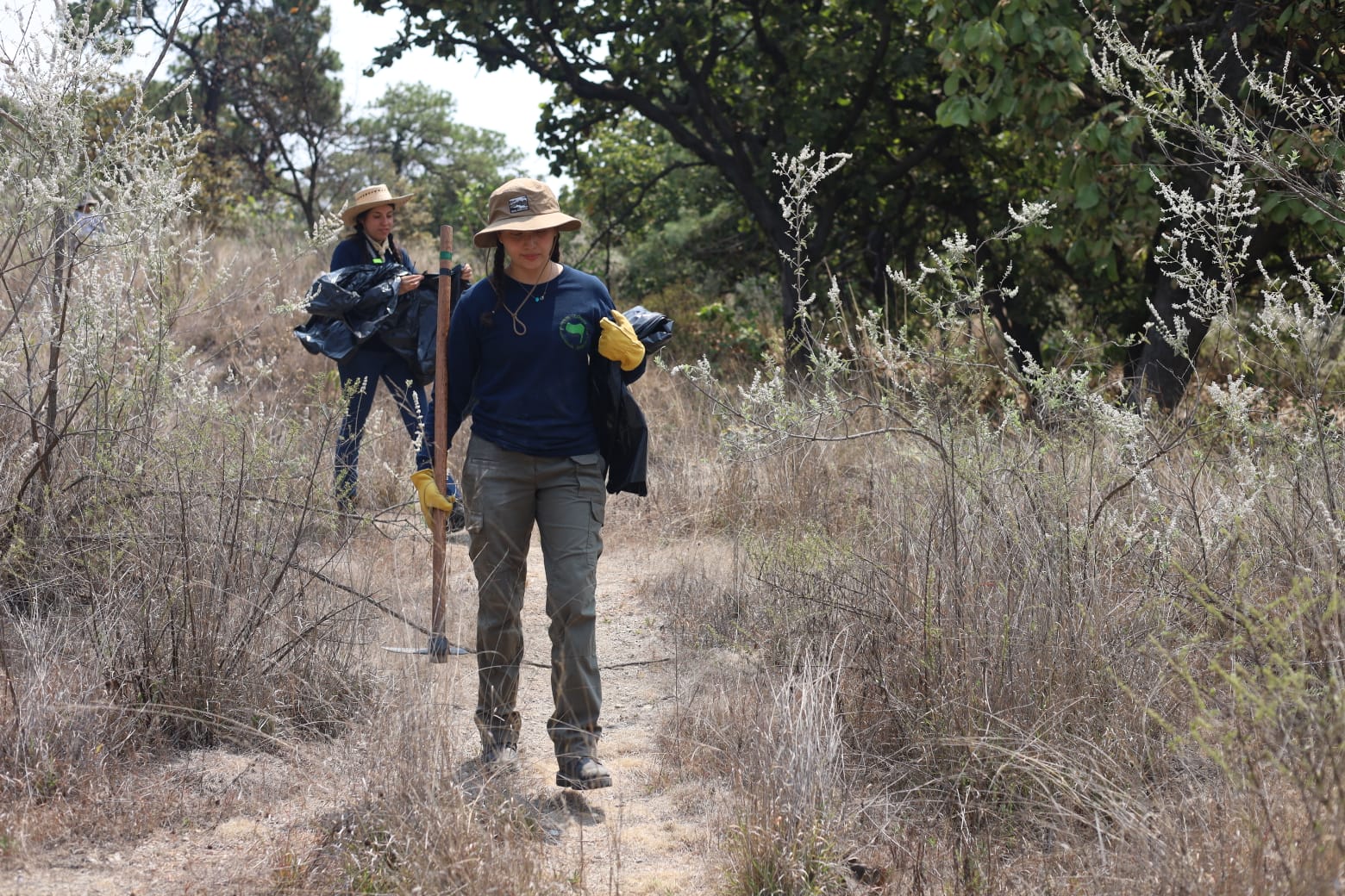 Retiran basura de área protegida en el Nixticuil con jornada de limpieza