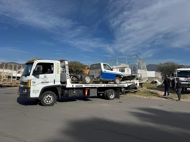 Tlajo suma 187 autos retirados de las calles