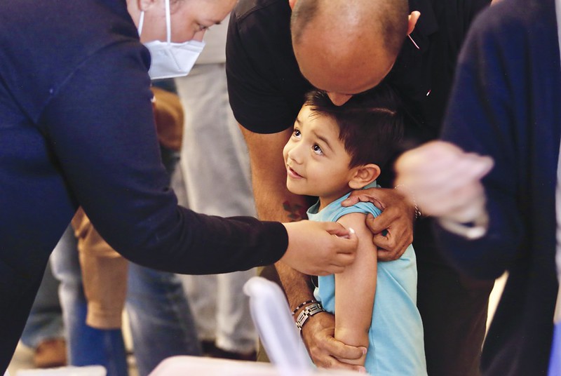 Busca Jalisco aplicar más de 118 mil vacunas en semana nacional