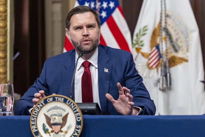 JD Vance retrasa su viaje a Pakistán y aumenta la incertidumbre en las negociaciones