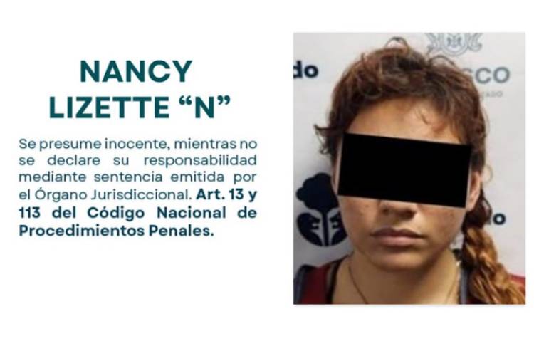 El cuerpo de un hombre fue localizado al interior de un vehículo abandonado, que no contaba con reporte de robo, en el fraccionamiento Cima Serena III, en el municipio de El Salto