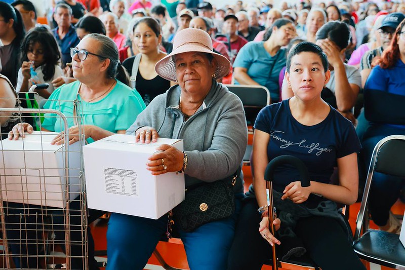 Entregan 400 despensas a familias vulnerables en Tlajomulco de Zúñiga