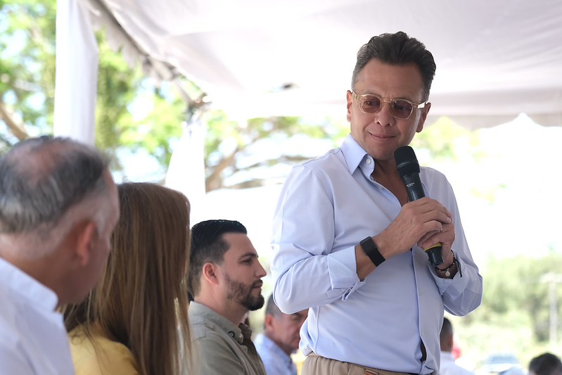 Entregan 4 planteles rehabilitados en Vallarta 