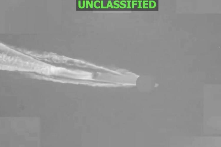 Al menos tres muertos tras ataque a lancha en el Pacífico por parte de Estados Unidos