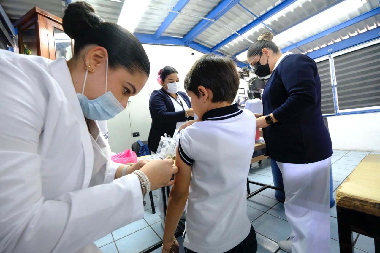 Instalará IMSS 75 módulos de vacunación en Jalisco