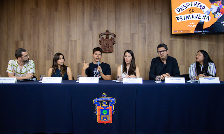 Presentan cartelera de mayo del Experimental 